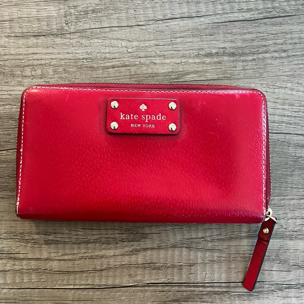 Kate Spade Wallet with gold hardware